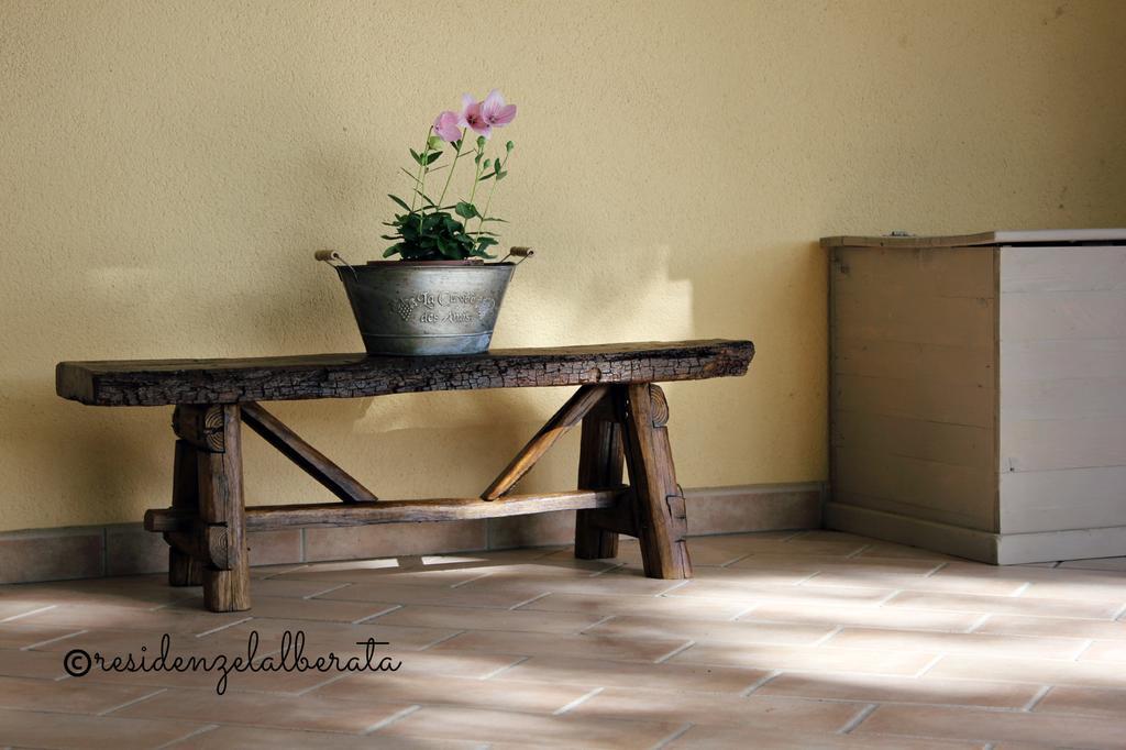 Country house Residenze L'alberata *